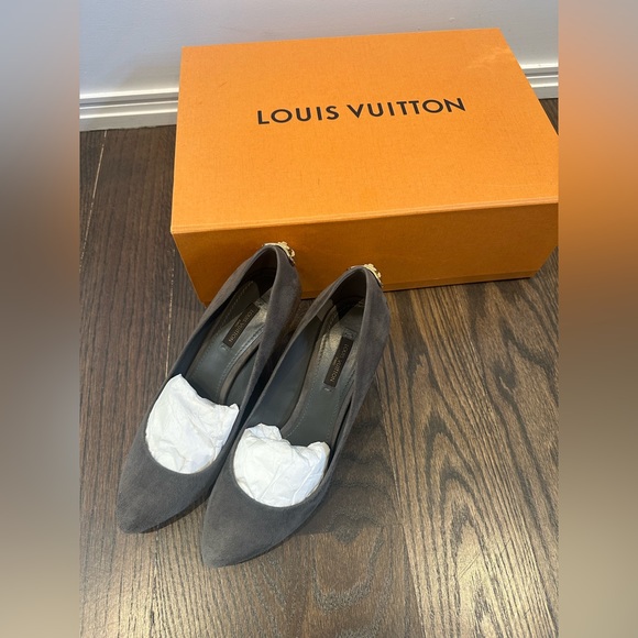 Louis vuitton grey pumps - Picture 3 of 5